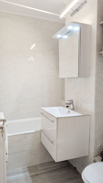 Metrou Dristor, Decebal, Prima Inchiriere, Studio 40 mp, Boiler, AC